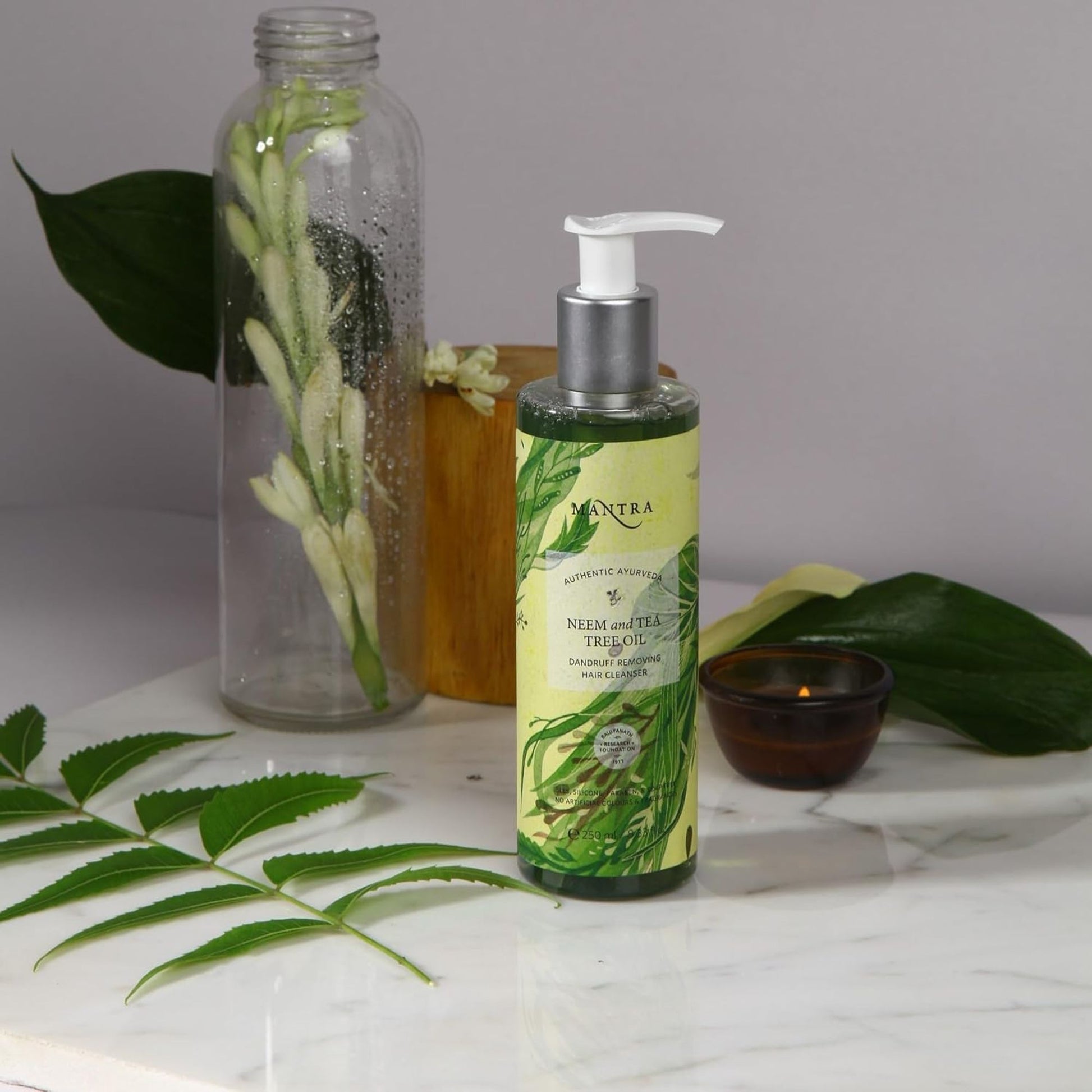 Mantra Herbal Neem & Tea Tree Oil Dandruff Removing Hair Cleanser