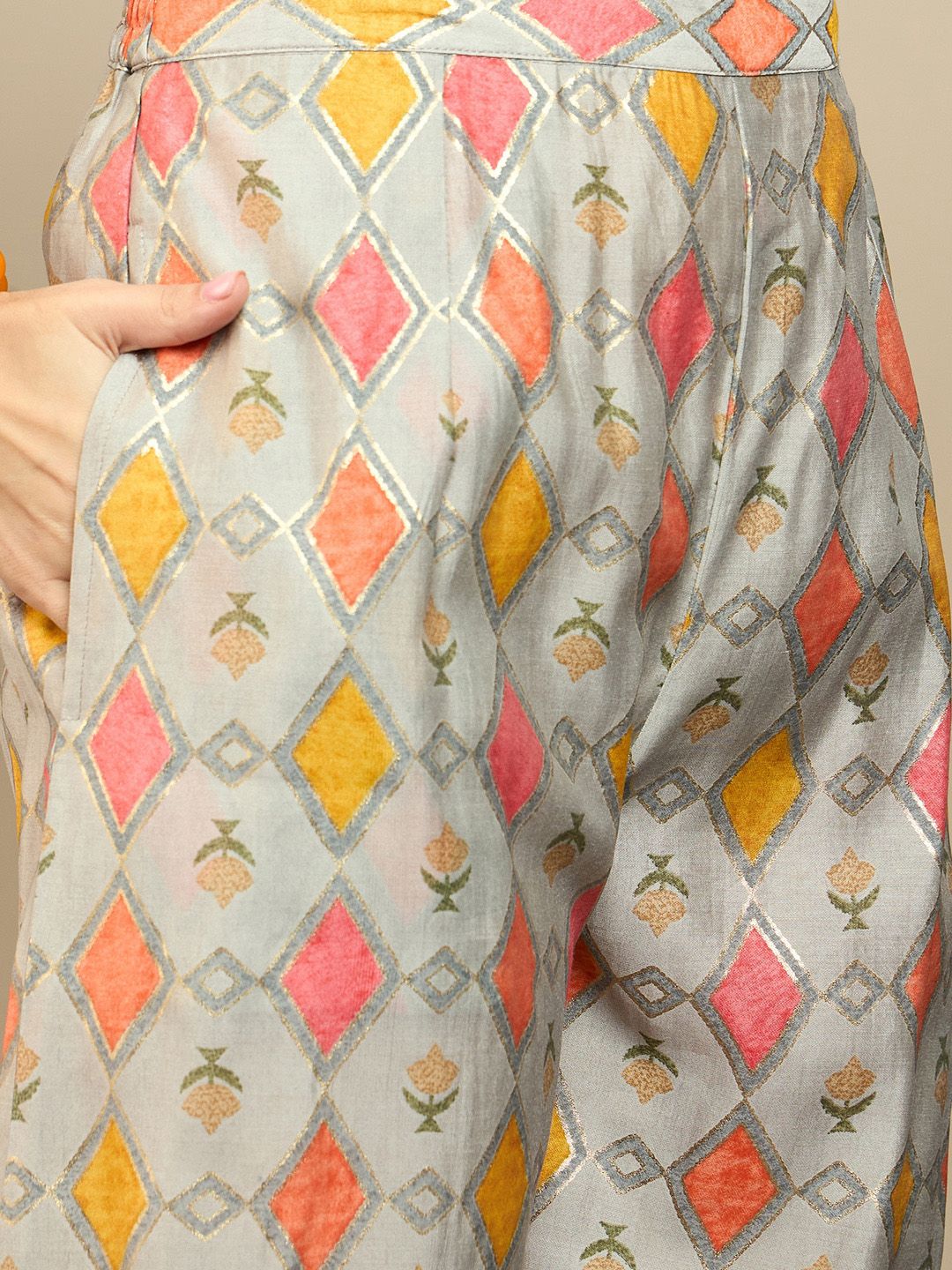 Dhiyona IE Printed Shirt With Trousers