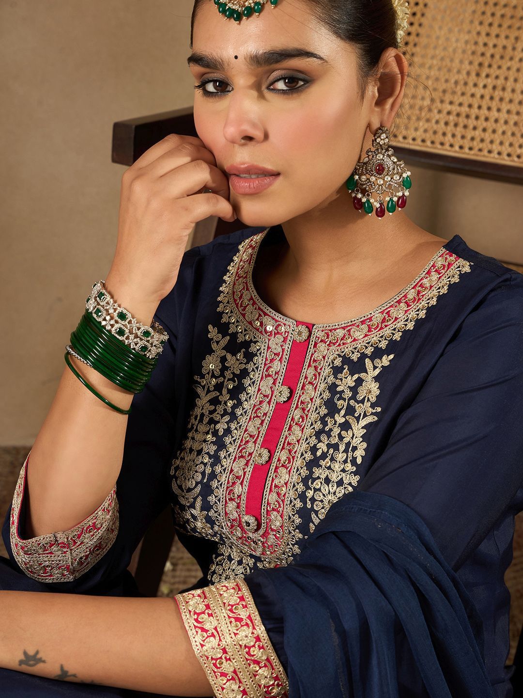 Indyancart IE Women Ethnic Motifs Yoke Design Regular Kurta with Trousers & Dupatta