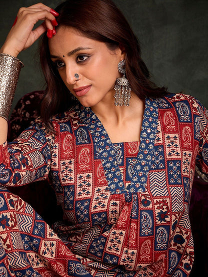 Indyancart IE Printed Square Neck Pure Cotton Tunic With Trouser