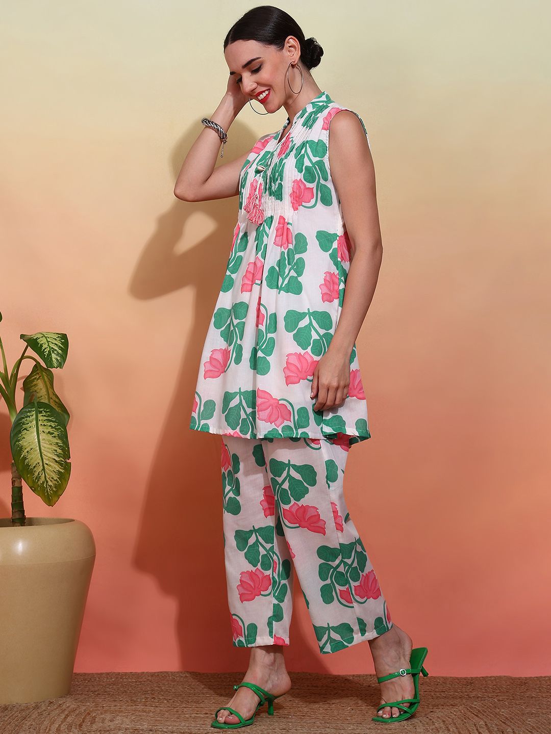 Indyancart SN Women's Printed Pure Cotton Kurti With Trousers