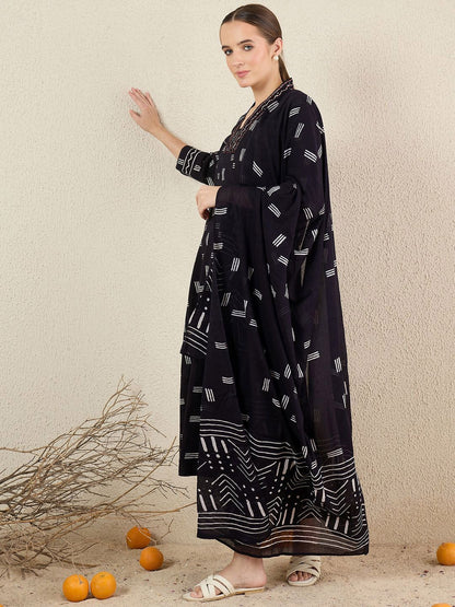 Women Striped Cotton Kurta with Trousers & Dupatta