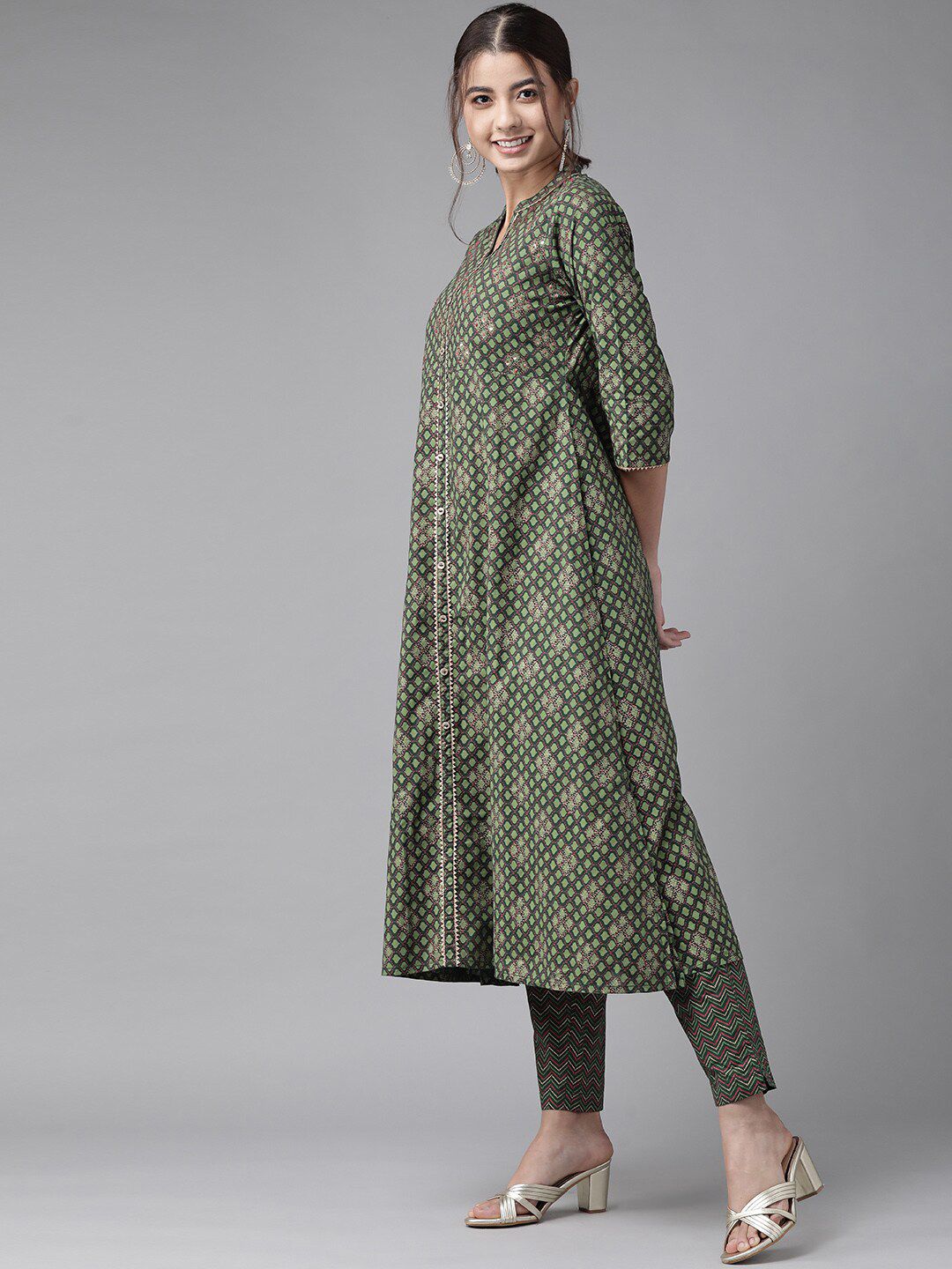 Women Green Ethnic Motifs Printed Pleated Gotta Patti Kurta with Palazzos & With Dupatta