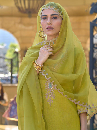 Indyancart IE Ethnic Motifs Embroidered Regular Zari Straight Kurta With Trousers & Dupatta
