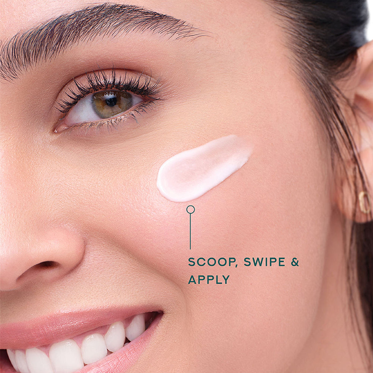 Ponds Light Moisturiser Non-Oily Fresh Feel With Vitamin E + Glycerine
