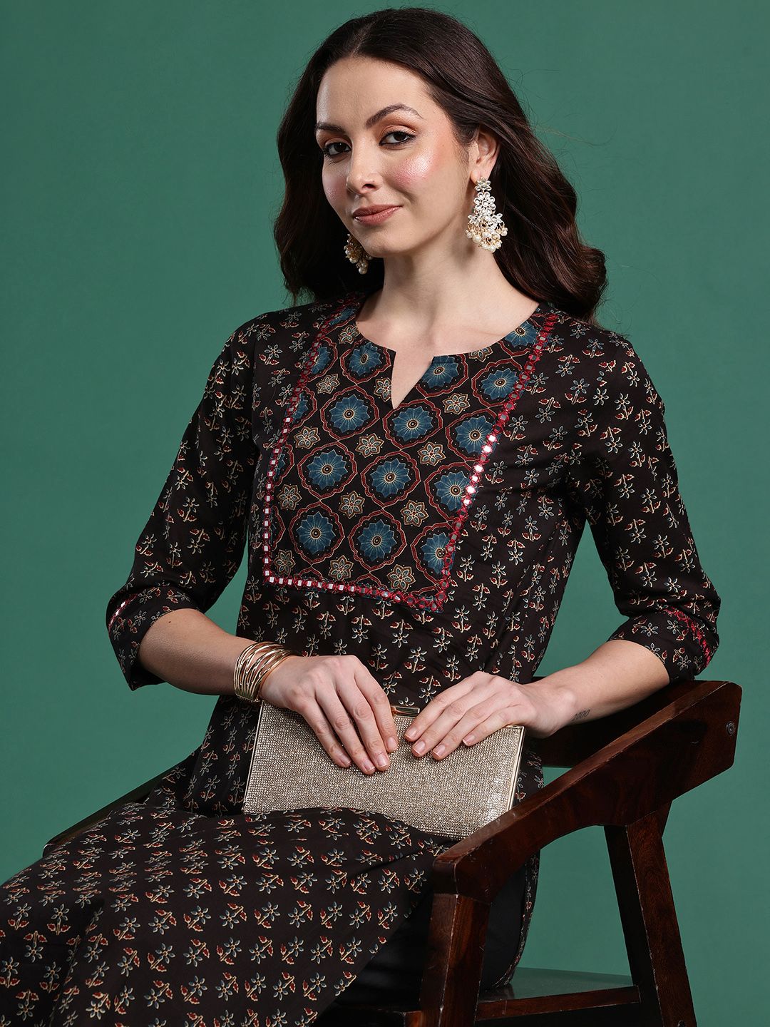 Indyancart IE Women Floral Printed Mirror Work Pure Cotton Kurta