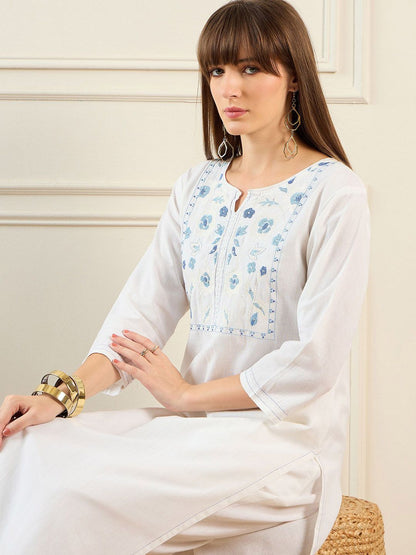 Indyancart IE Women White Kurta Sets