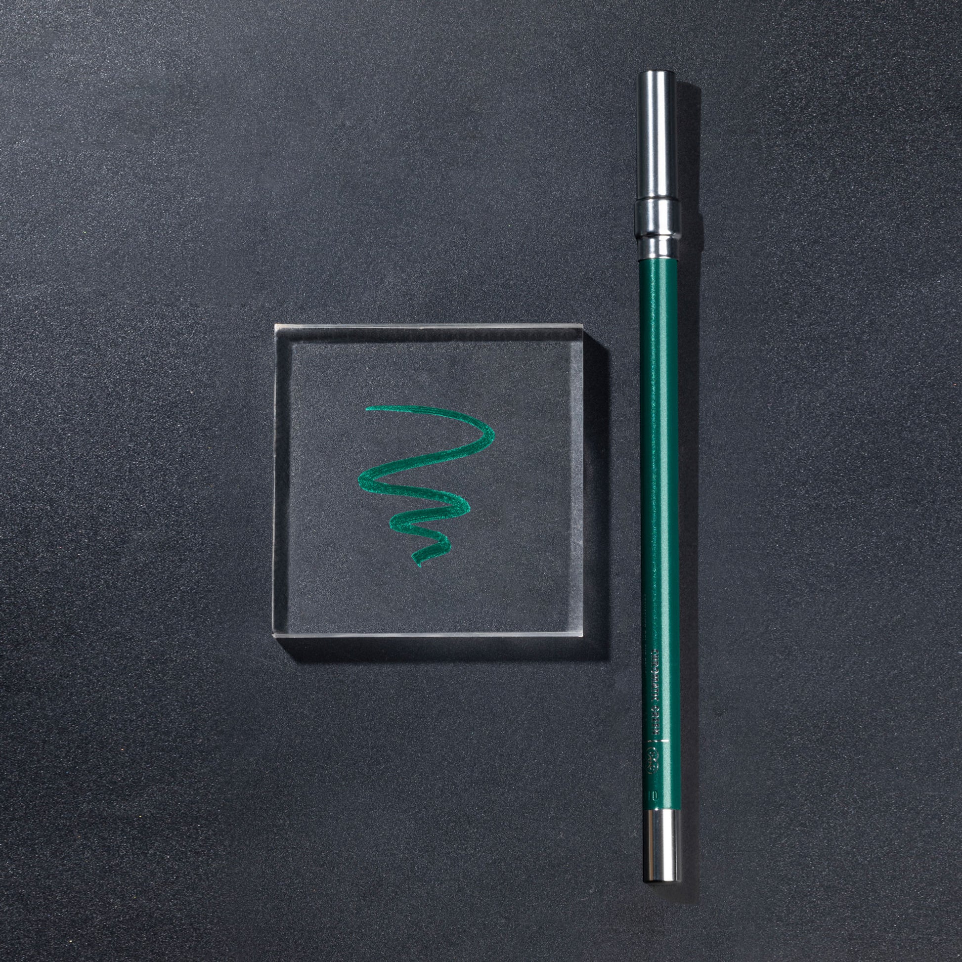 PAC Stay4Ever Gel Eye Pencil - Chromatic Green