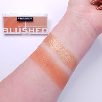 Makeup Revolution Relove Colour Play Blushed Duo - Queen