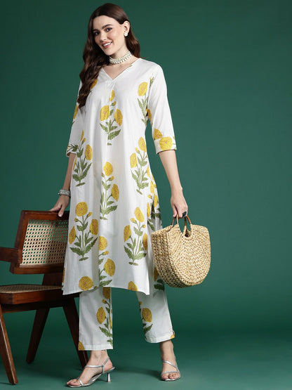 Indyancart IE Floral Printed Pleated Pure Cotton Kurta with Trousers
