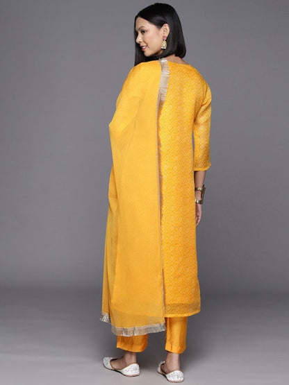 Indyancart VA Women'sBandhani Printed & Zari Detail Regular Kurta with Trousers & With Dupatta
