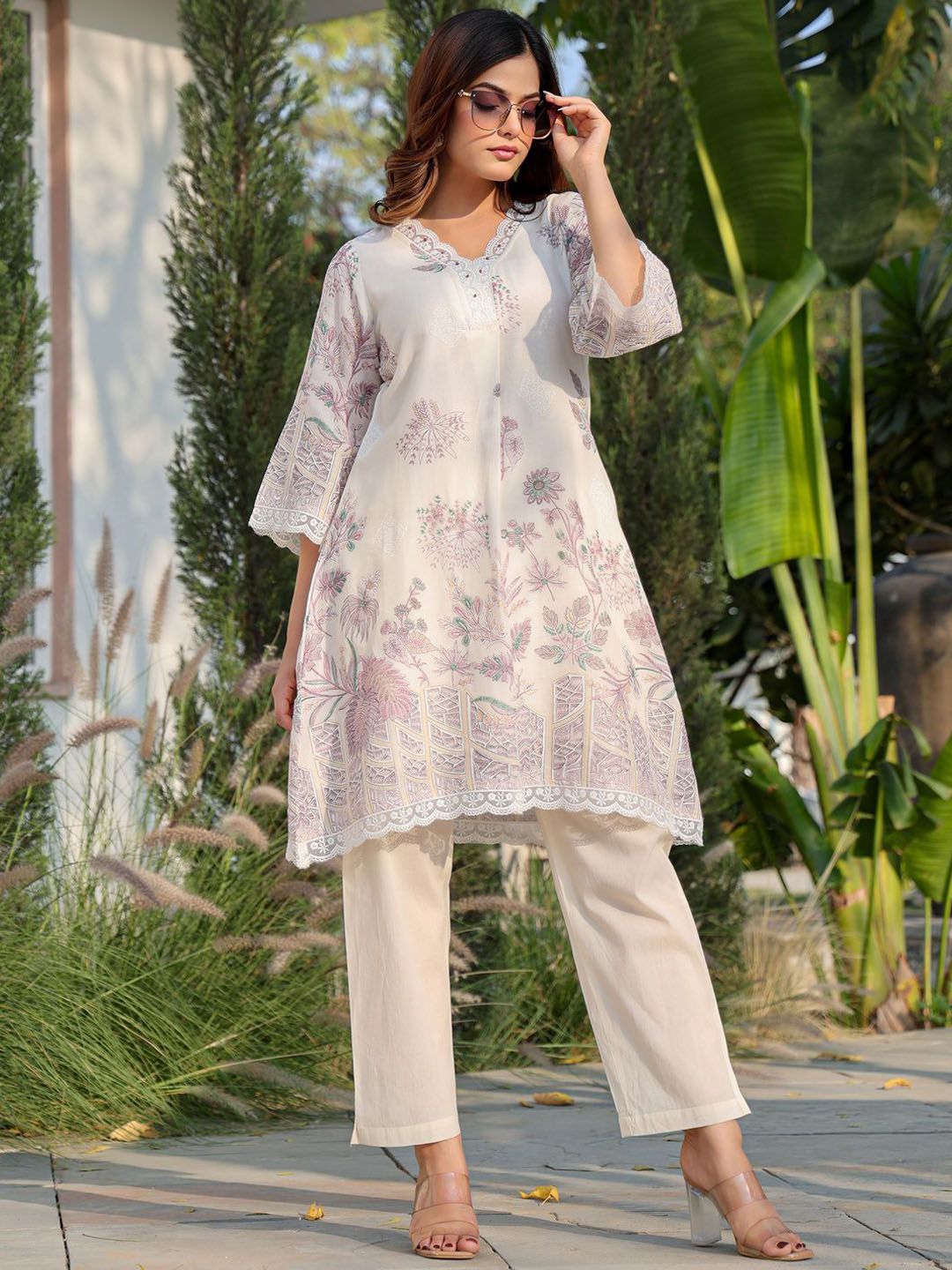 Indyancart IE Floral Printed Pure Cotton Tunic With Trousers Co-Ords