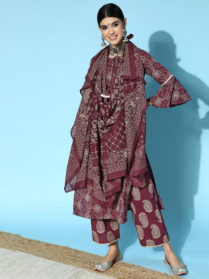 Dhiyona IE Women Paisley Organza All in the Details Kurta Set