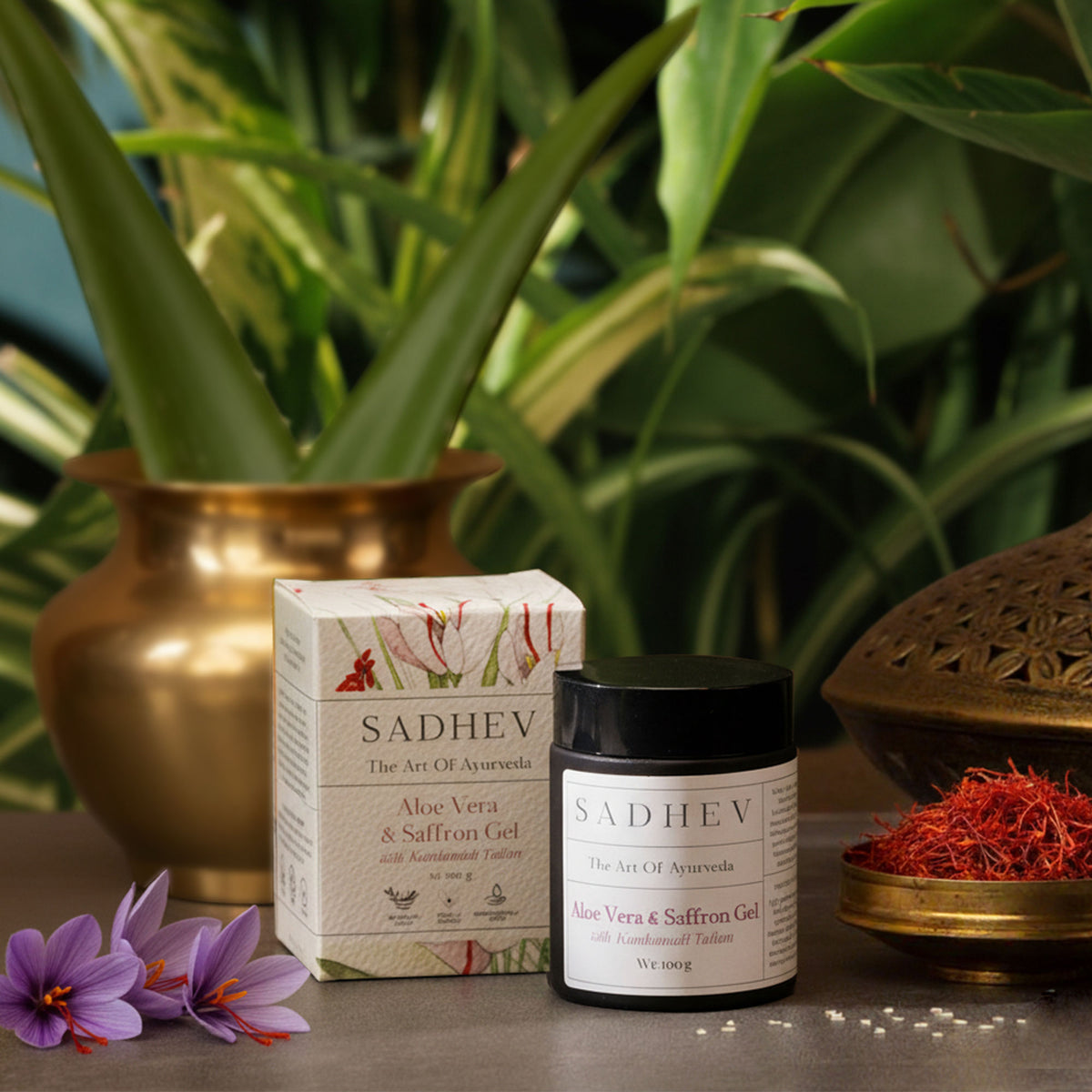 SADHEV Aloe Vera Gel With Saffron And Kumkumadi Thailam