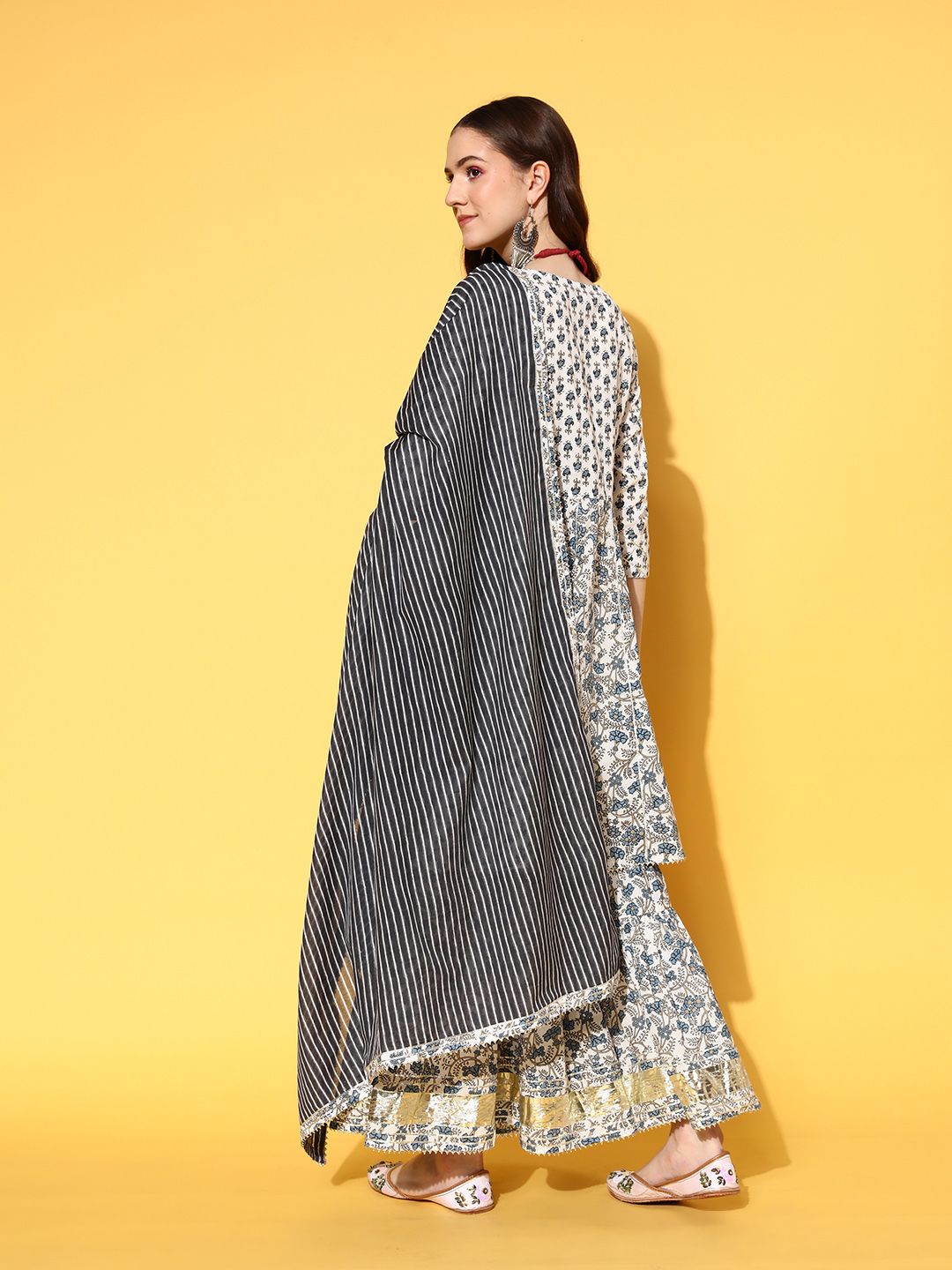 Indyancart VA Women's Floral Printed Empire Pure Cotton Kurta with Sharara & With Dupatta