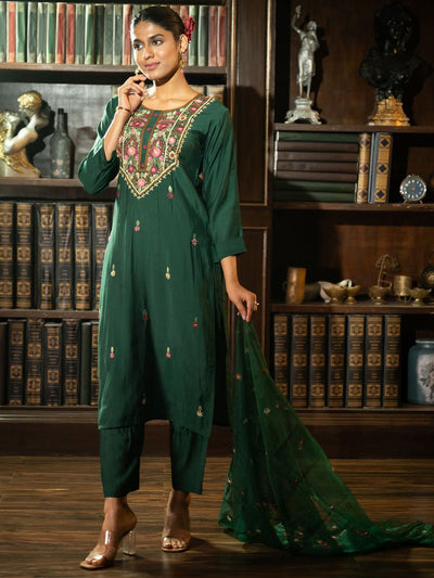 Indyancart IE Women Floral Embroidered Straight Kurta Set