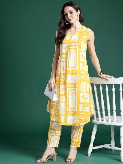 Indyancart IE Geometric Printed Pleated Pure Cotton Kurta with Trousers