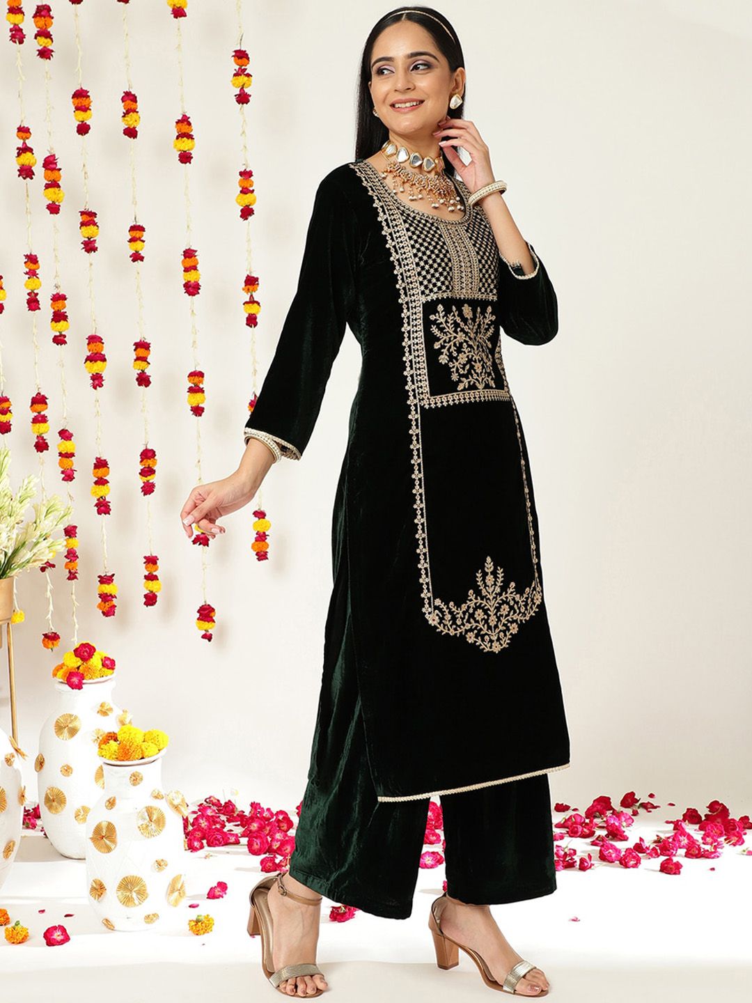 Indyancart VA Green Ethnic Motifs Embroidered Velvet Straight Kurta & Palazzos With Dupatta