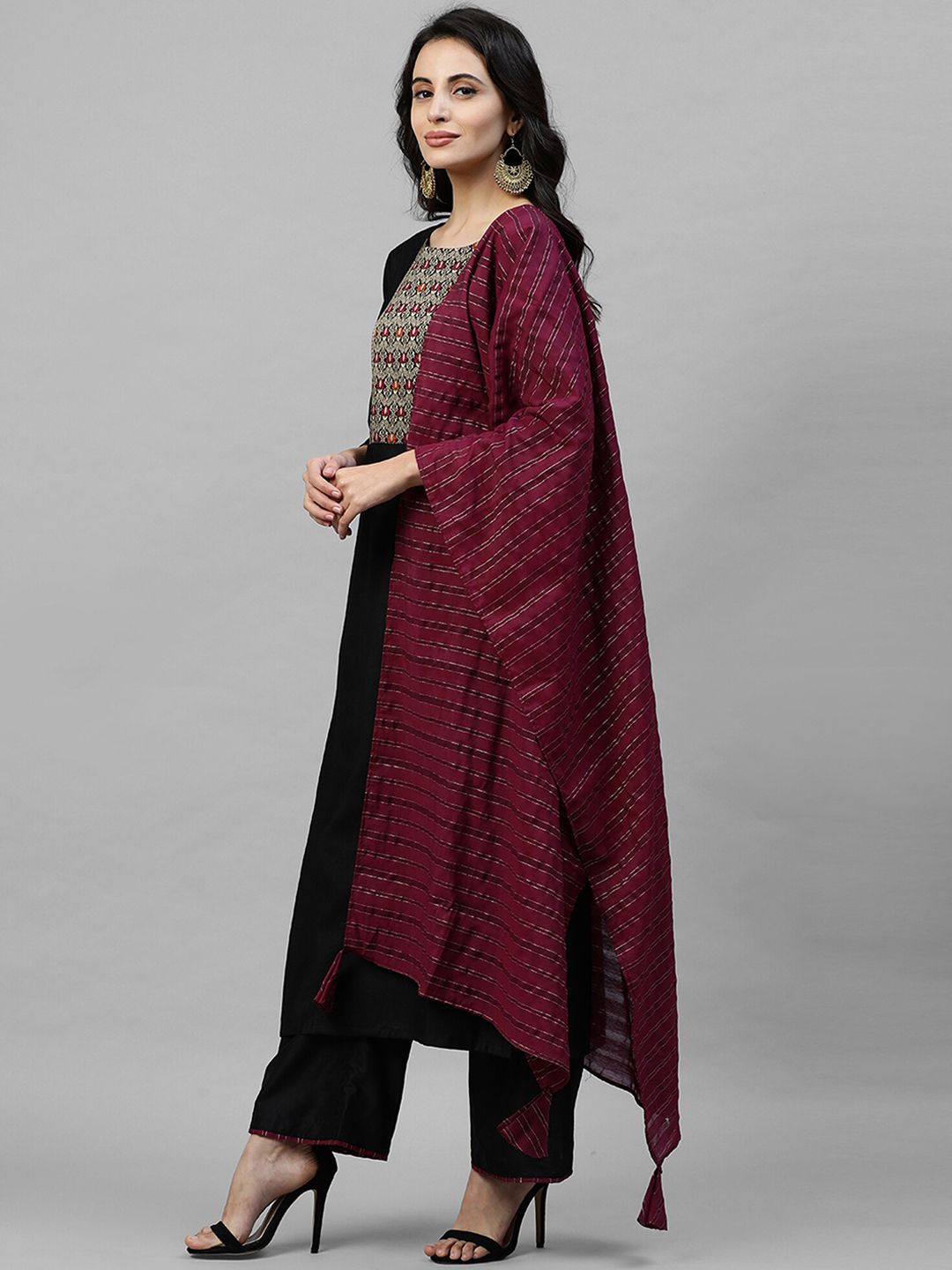 Indyancart IE Women Black & Maroon Solid Kurta with Trousers & Dupatta