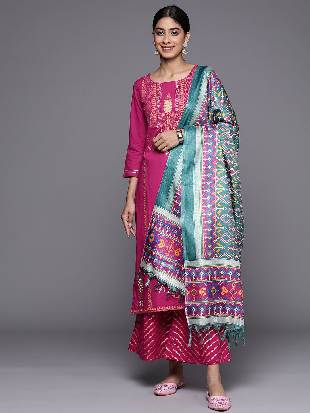 Indyancart VA Women'sFloral Printed Regular Kurta With Palazzos & Dupatta