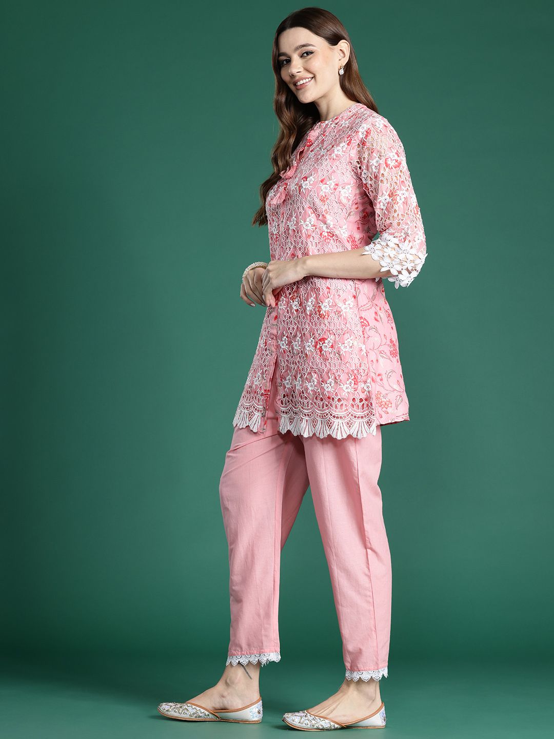 Indyancart IE Floral Embroidered Pure Cotton Co-Ords