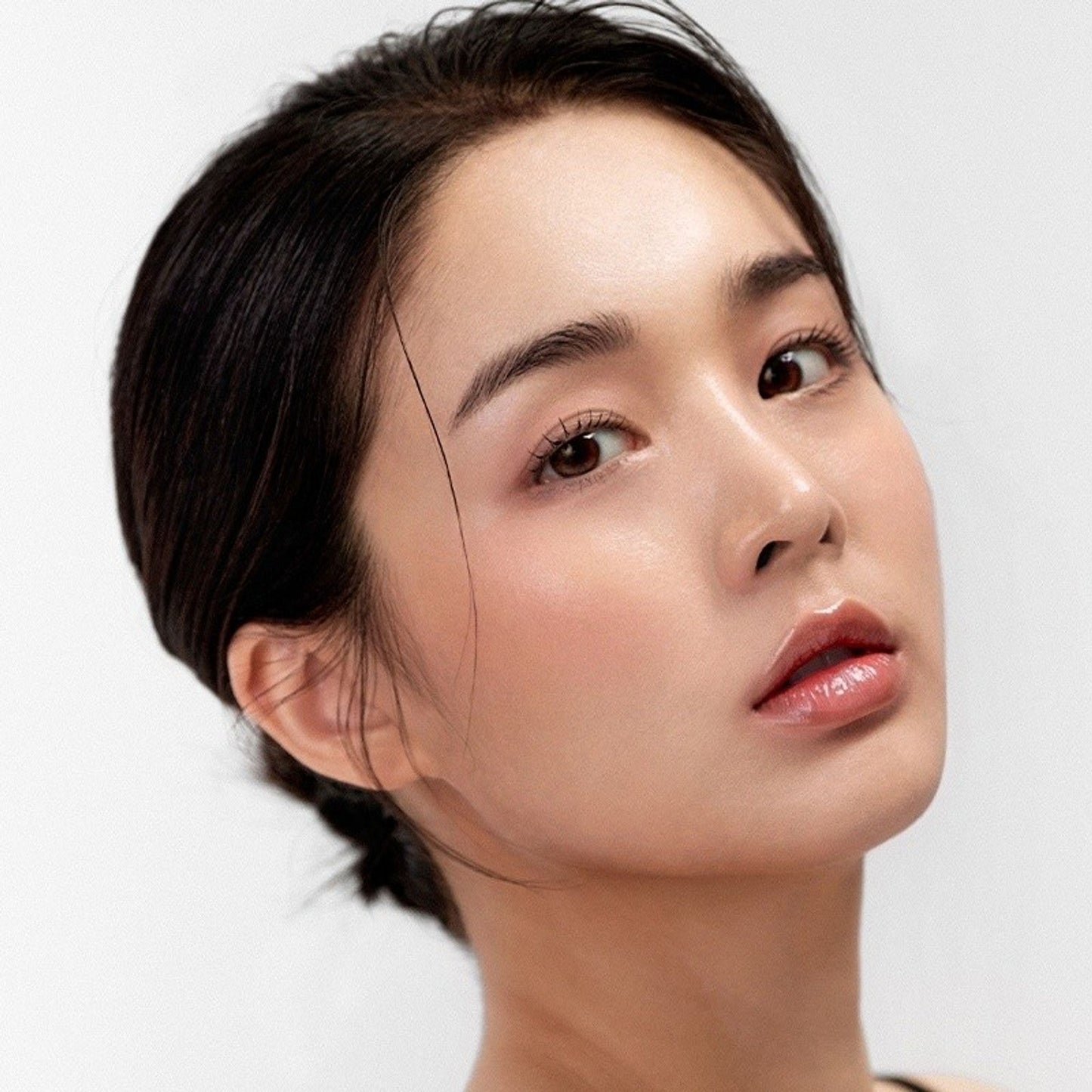 House of Hur Moist Ampoule Blusher Hydrating Liquid Blush with Natural Finish - Rose Brown