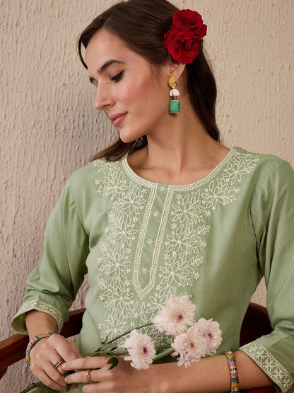 Dhiyona IE Women Floral Embroidered Thread Work Kurta
