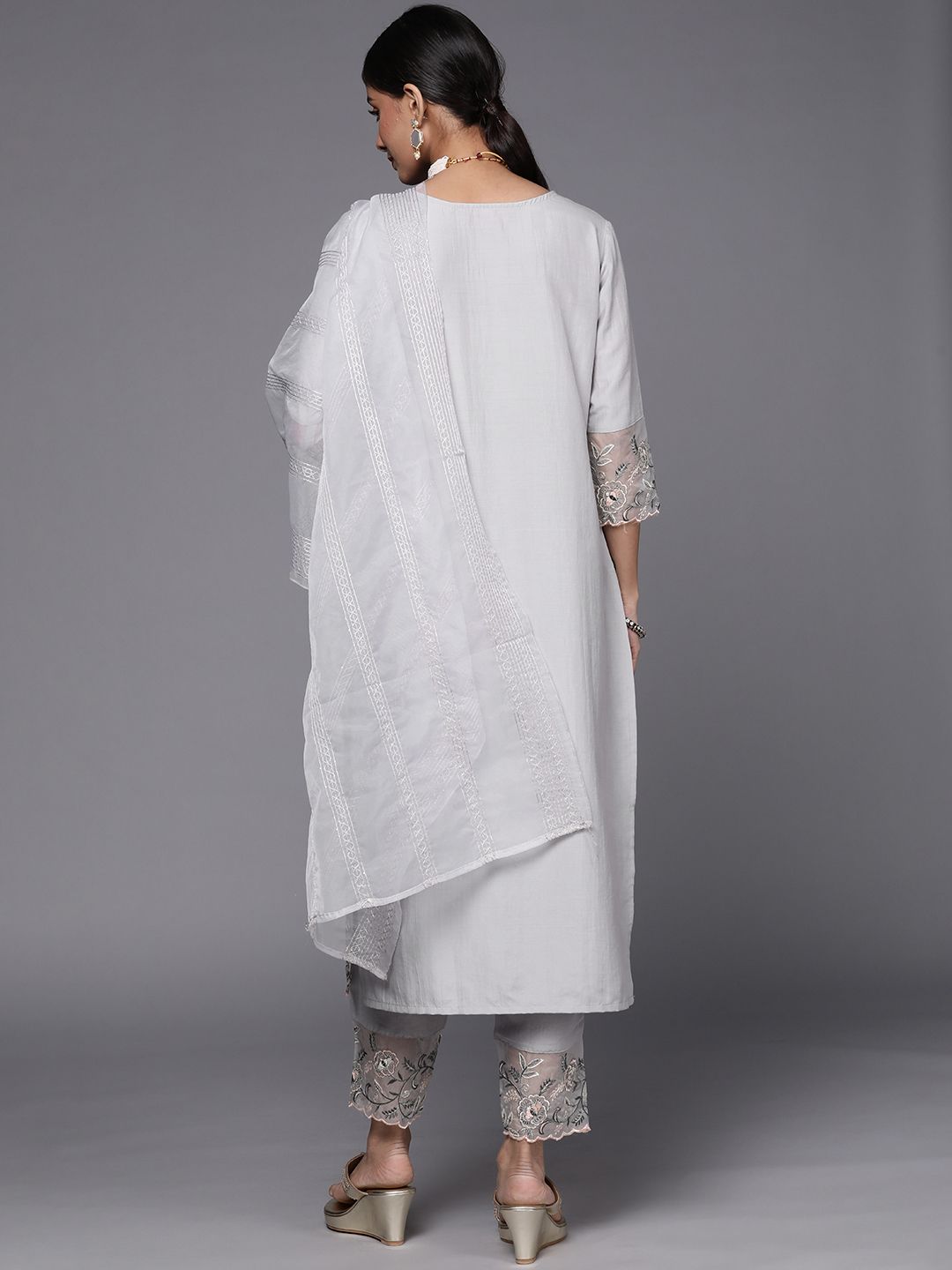 Indyancart VA Women's Grey Floral Embroidered Thread Work Kurta with Trousers & With Dupatta