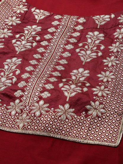 Indyancart IE Women Red Yoke Design Kurta with Trousers