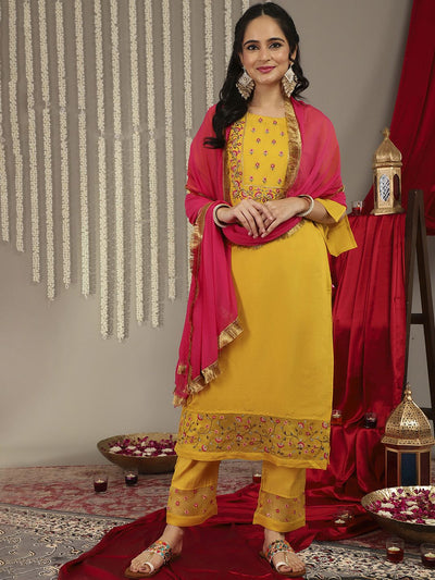 Indyancart VA Women's Floral Yoke Design Kurta with Trousers & Dupatta