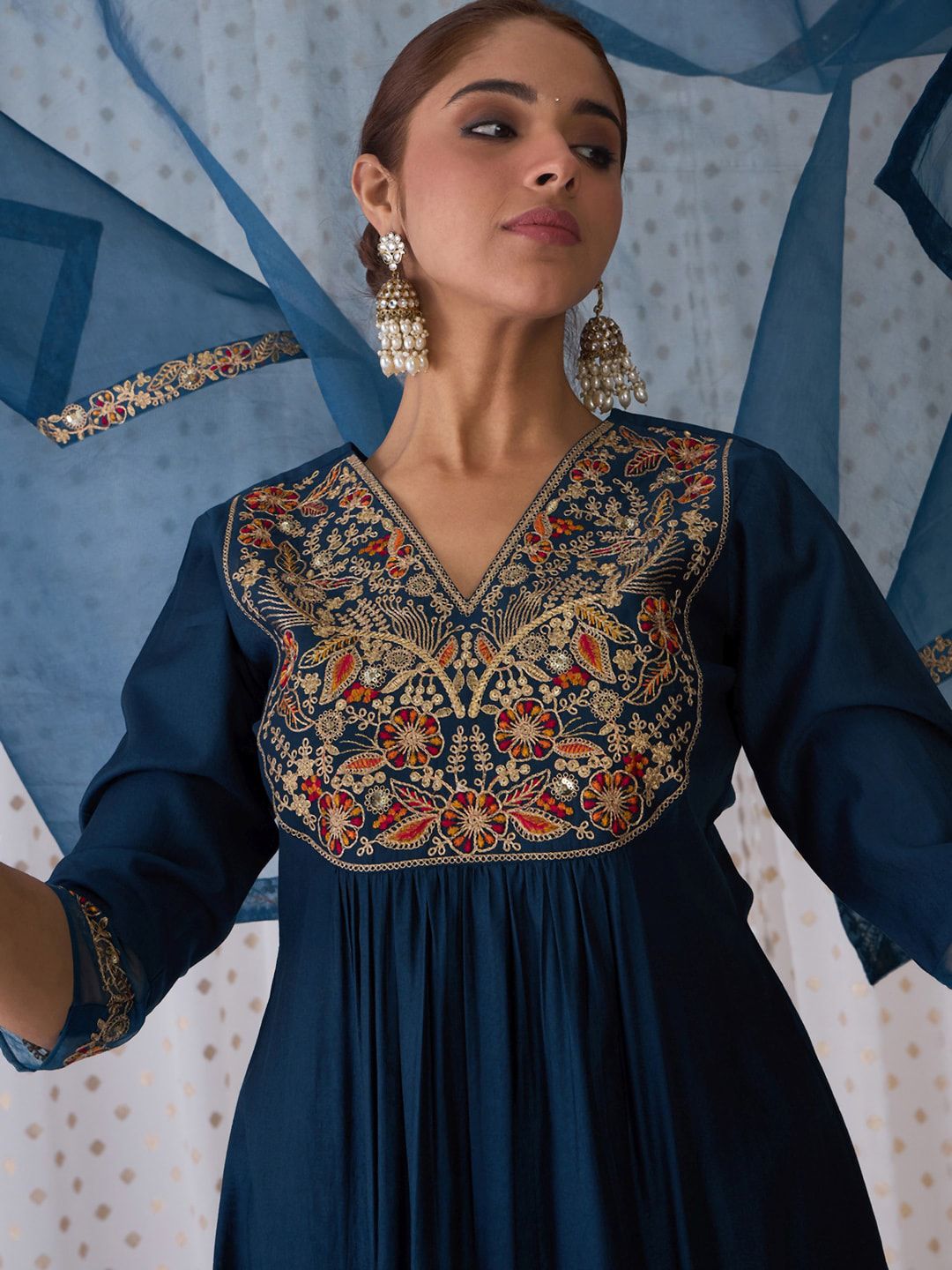 Indyancart IE Floral Embroidered Round Neck Liva Straight Kurta with Trousers & Dupatta