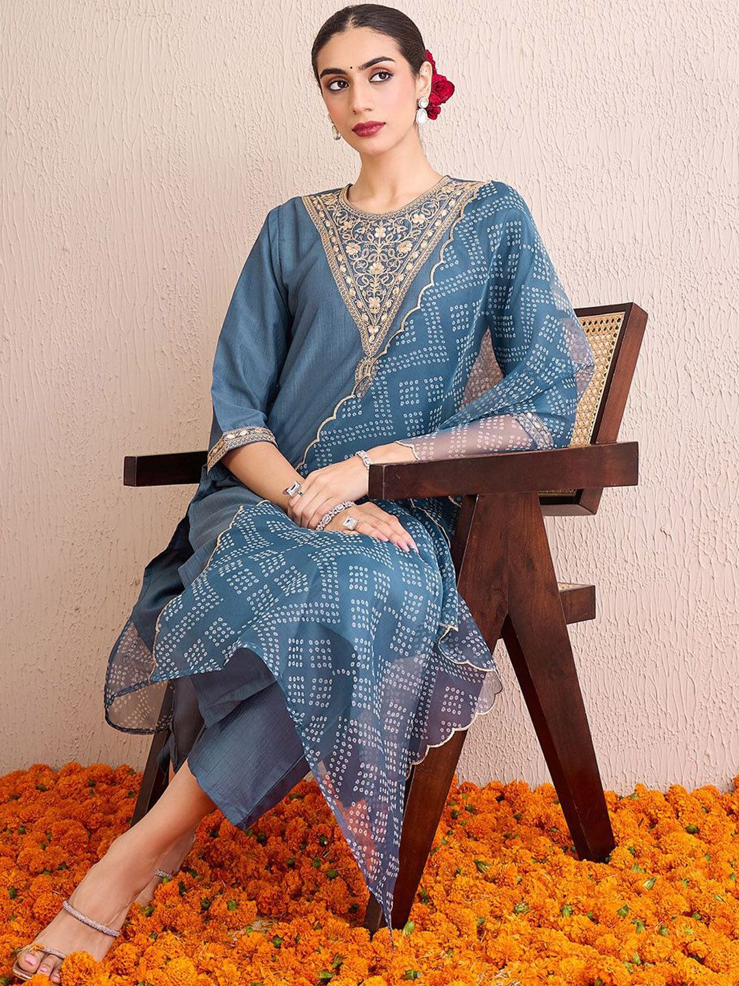 Women Bandhani Embroidered Regular Gotta Patti Kurta with Trousers & With Dupatta
