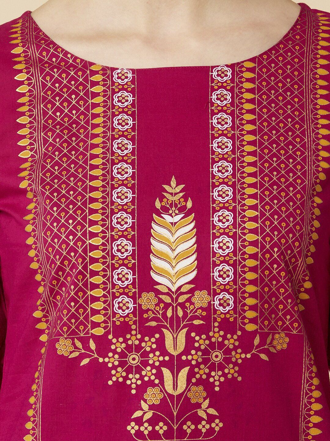 Indyancart VA Women's Magenta Ethnic Motifs Printed Panelled Kurta with Palazzos