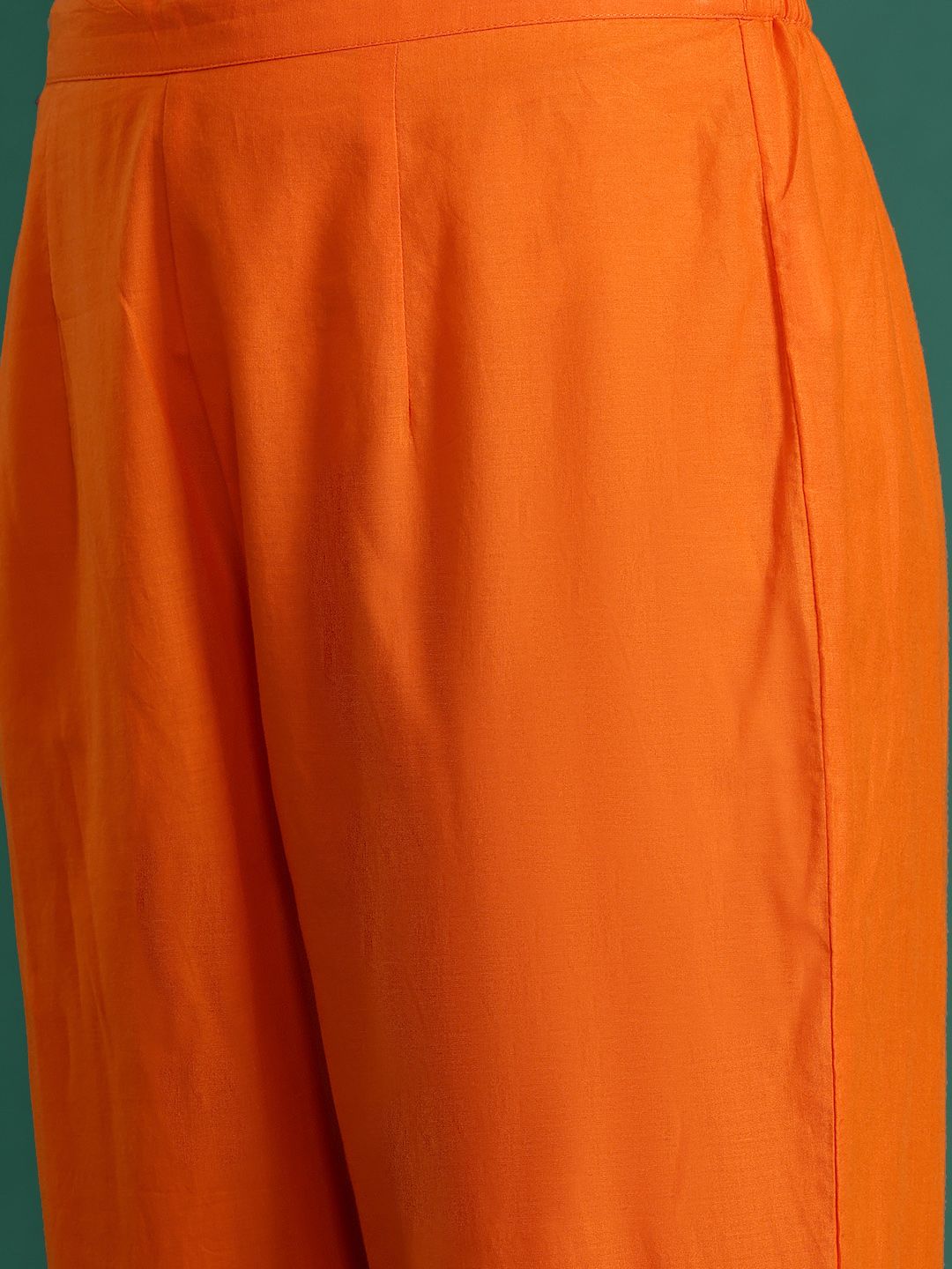 Dhiyona IE Bandhani Printed Sequinned Pure Cotton Kurta With Trousers & Dupatta