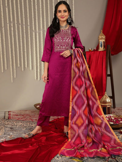 Indyancart VA Women'sEthnic Motifs Woven Design Regular Zari Work Kurta With Trousers & Dupatta