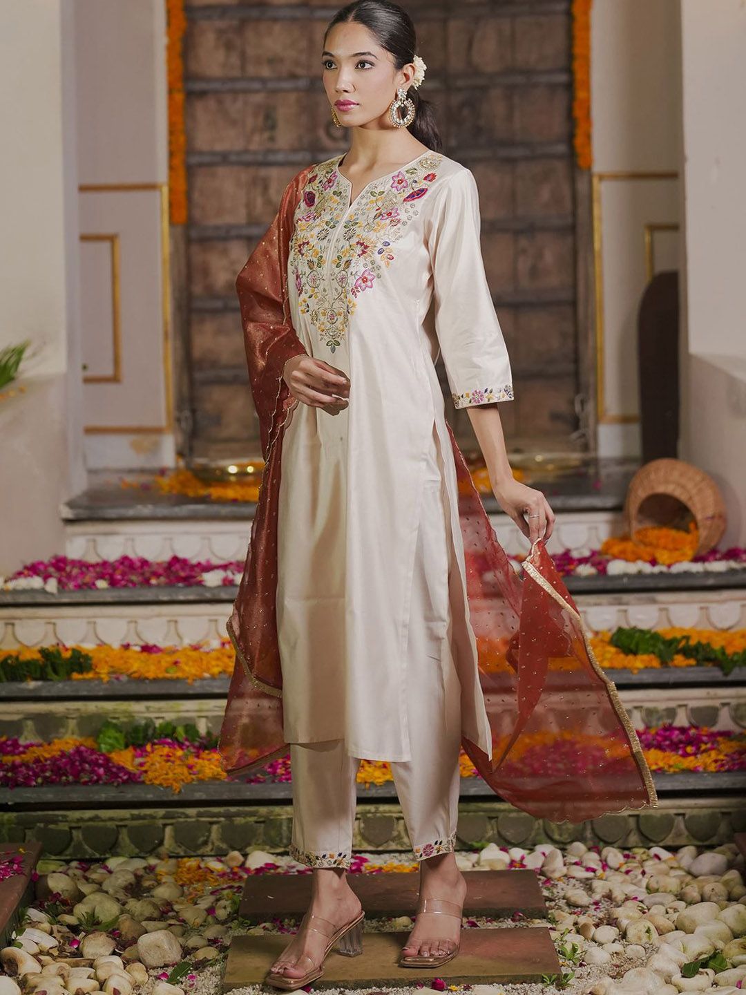 Indyancart IE Floral Embroidered Thread Work Liva Kurta With Trousers & Dupatta