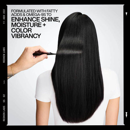 Redken Naked Gloss Lightweight Hair Serum. Adds Shine, Controls Frizz & Protects from Heat Damage