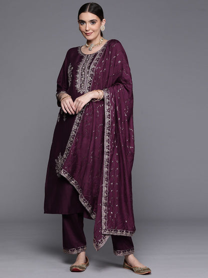 Dhiyona IE Floral Embroidered Regular Sequinned Kurta with Trousers & With Dupatta