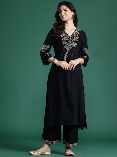 Indyancart IE Solid Kurta with Trousers with Embroidered Detail