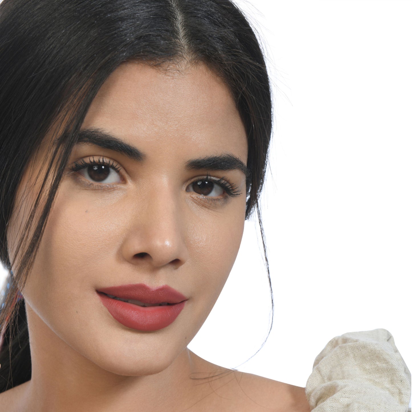 KIRO Lush Moist Matte Lipstick - Ginger Tea