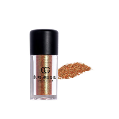 Europe Girl Single Diamond Pigment Stardust S10 Enchantress showing vibrant, shimmering pink and purple powder in a close-up shot.