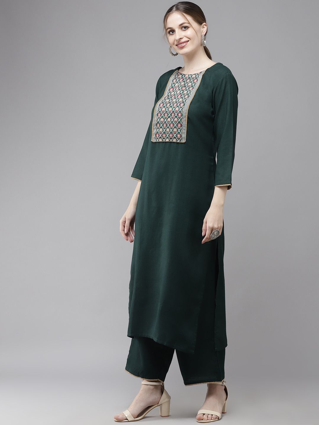 Indyancart IE Women Green Yoke Design Regular Pure Cotton Kurta with Palazzos