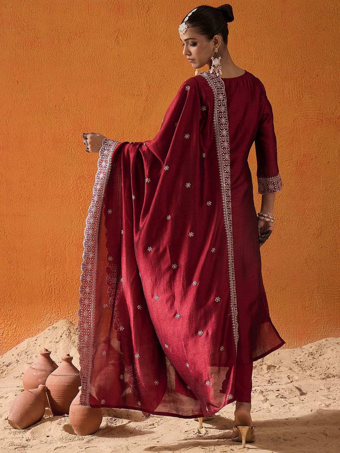 Indyancart IE Ethnic Motifs Embroidered Thread Work Straight Kurta With Trousers & Dupatta