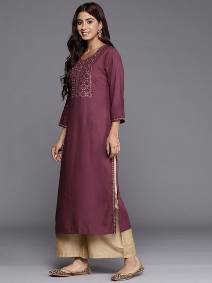 Indyancart IE Pack of 2 Yoke Embroidered Thread Work Kurta