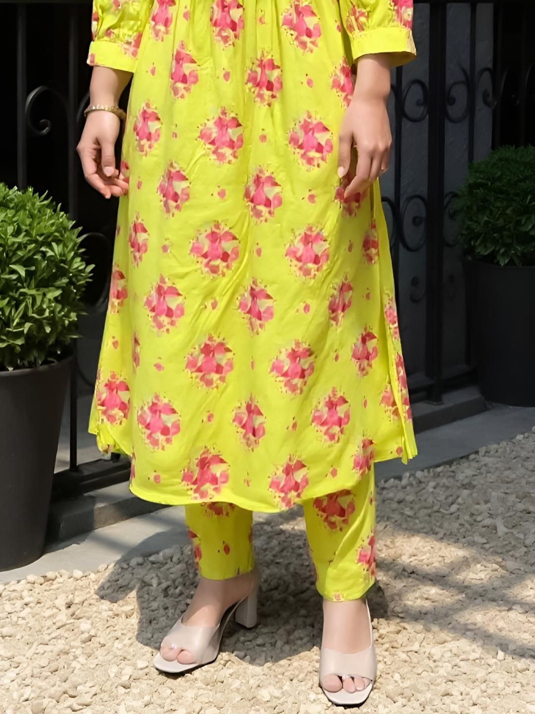 Indyancart IE Printed Pure Cotton Tunic & Trousers