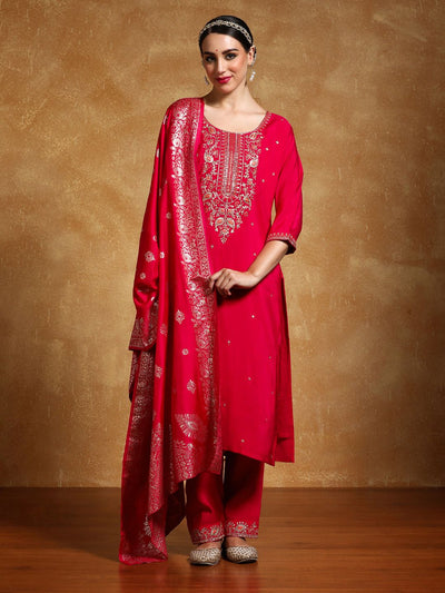 Indyancart VA Women'sFloral Embroidered Round Neck Straight Kurta With Trousers & Dupatta