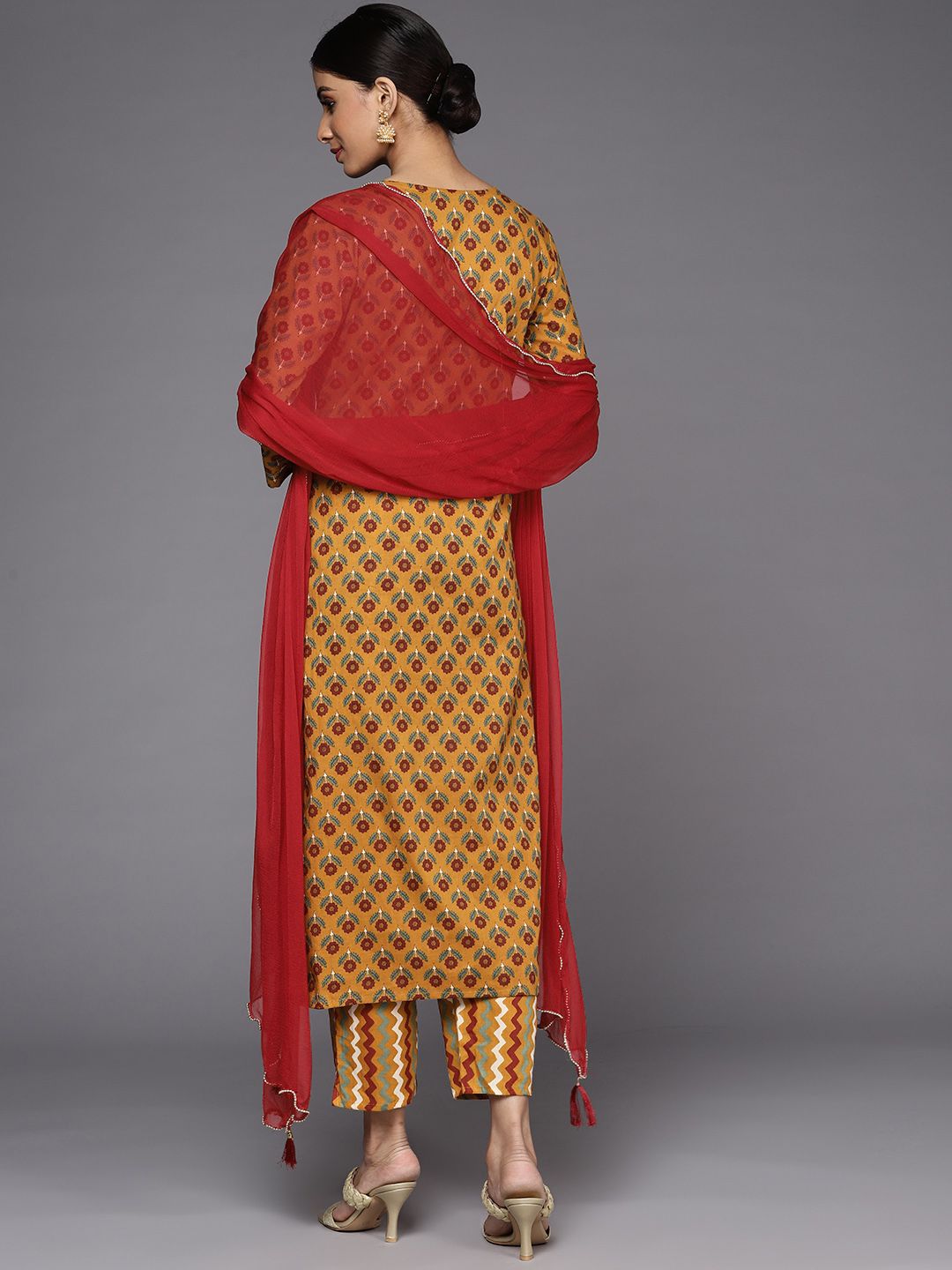 Indyancart VA Women's Mustard Yellow Ethnic Motifs Printed Pure Cotton Kurta with Trousers & With Dupatta