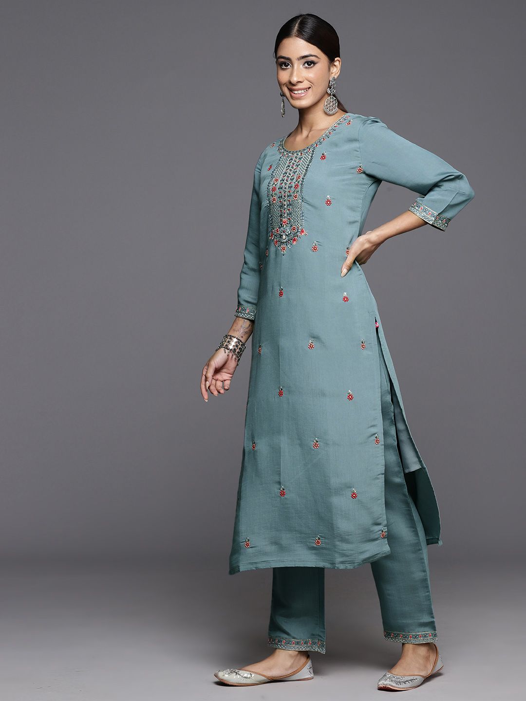 Indyancart VA Women's Floral Embroidered Regular Sequined Kurta with Trousers & Dupatta