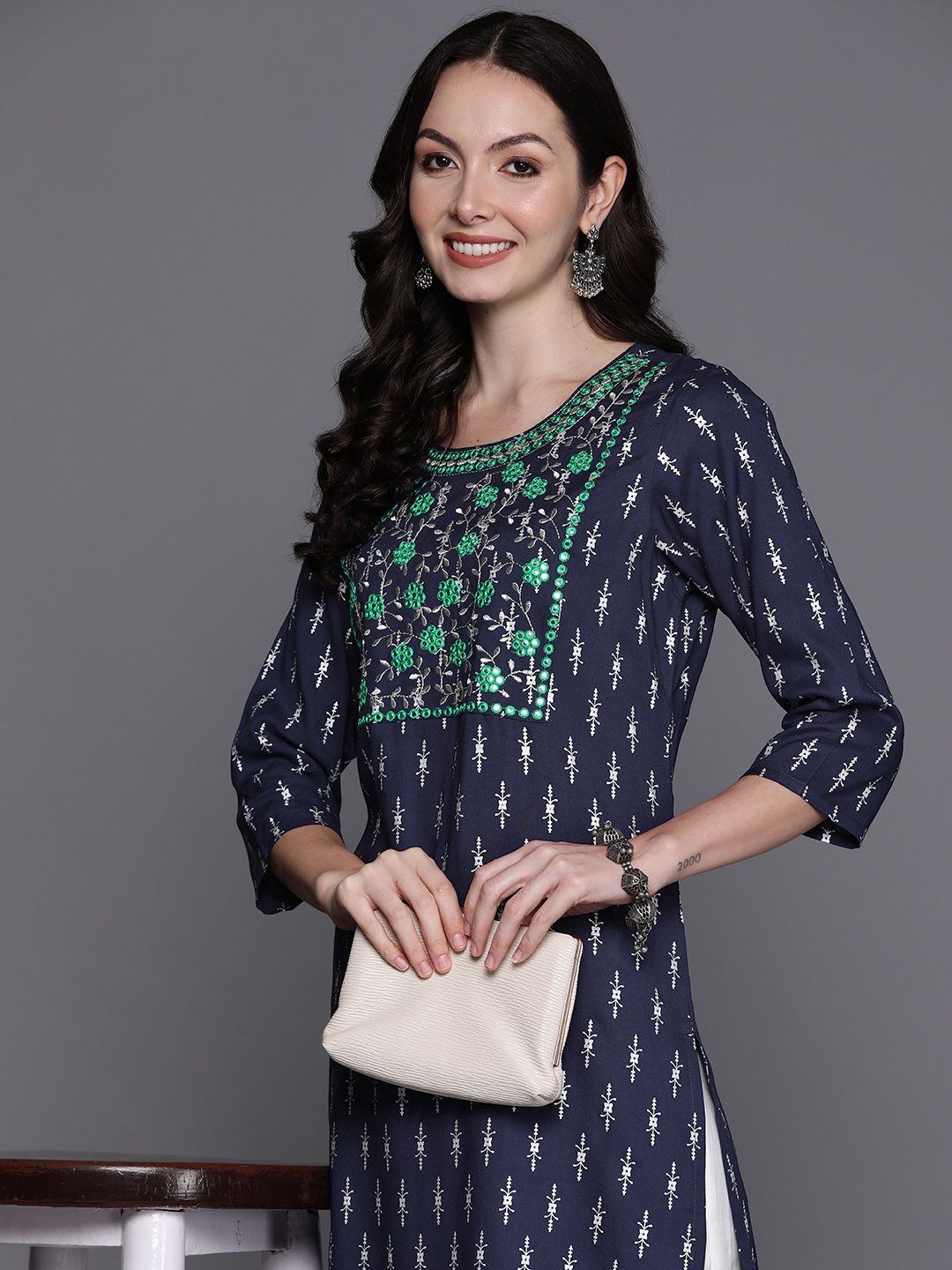 Indyancart IE Ethnic Motifs Embroidered Mirror Work Kurta