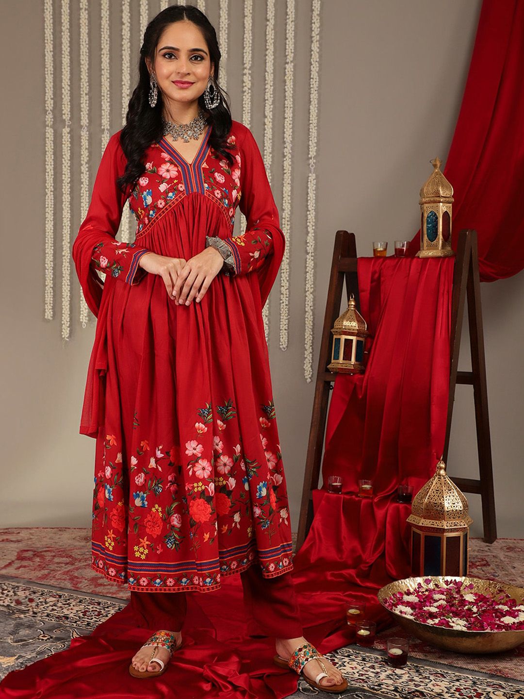 Dhiyona VA Women'sFloral Printed V-Neck Empire A-Line Kurta & Trousers With Dupatta